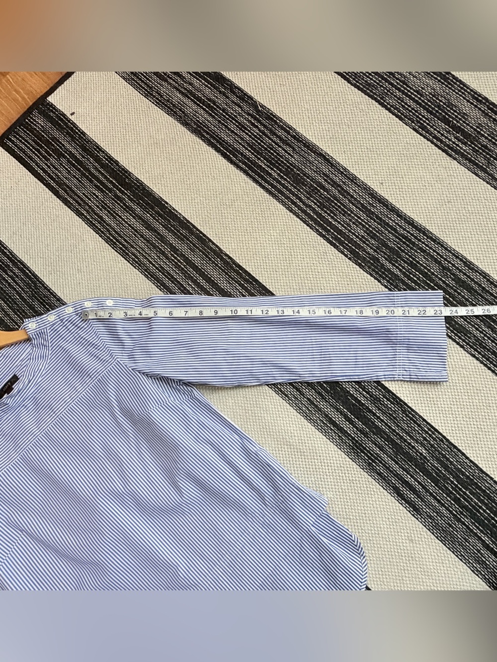 J. Crew Top Women's Blue & White Stripe Funnelneck Top in Cotton Poplin Size 4 - Picture 5 of 7